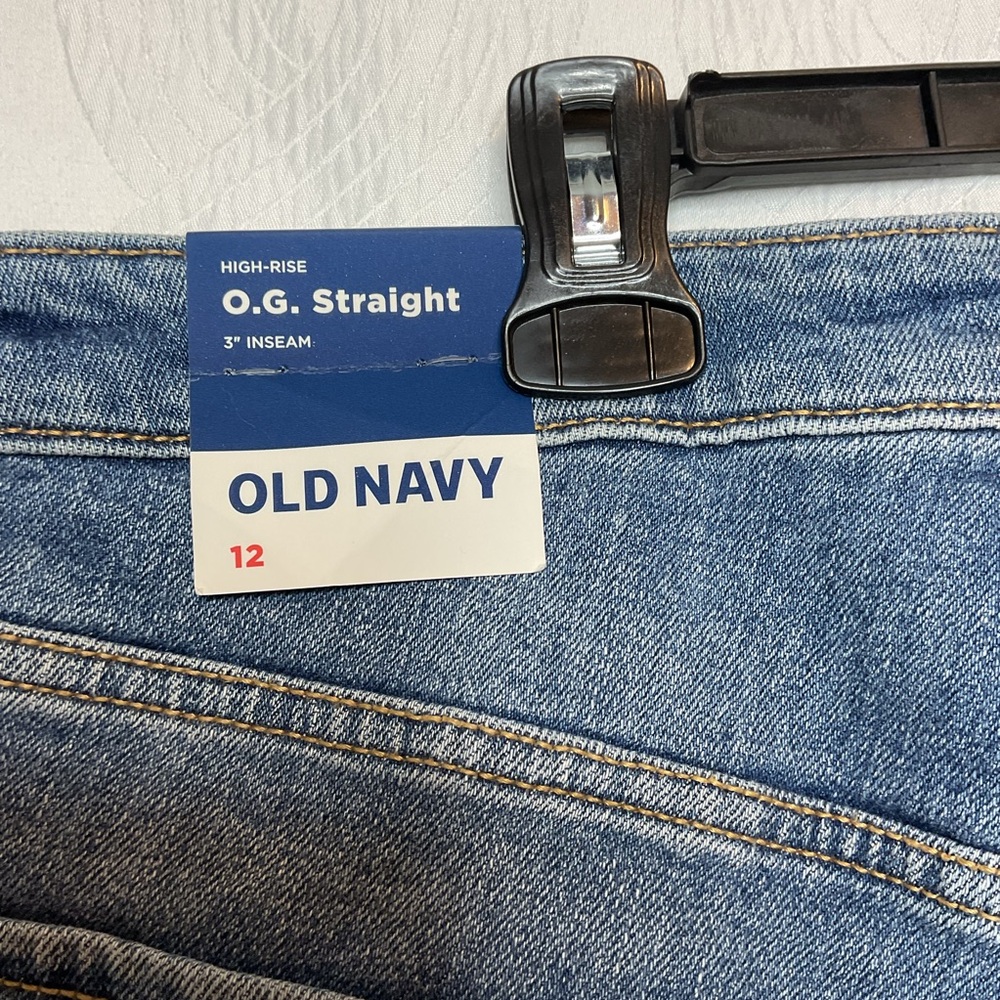 Old Navy O.G. straight 3 in inseam high rise shorts 12 NWT - Picture 4 of 9